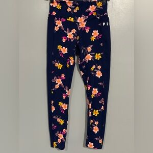 PINK Ultimate Flower Leggings
